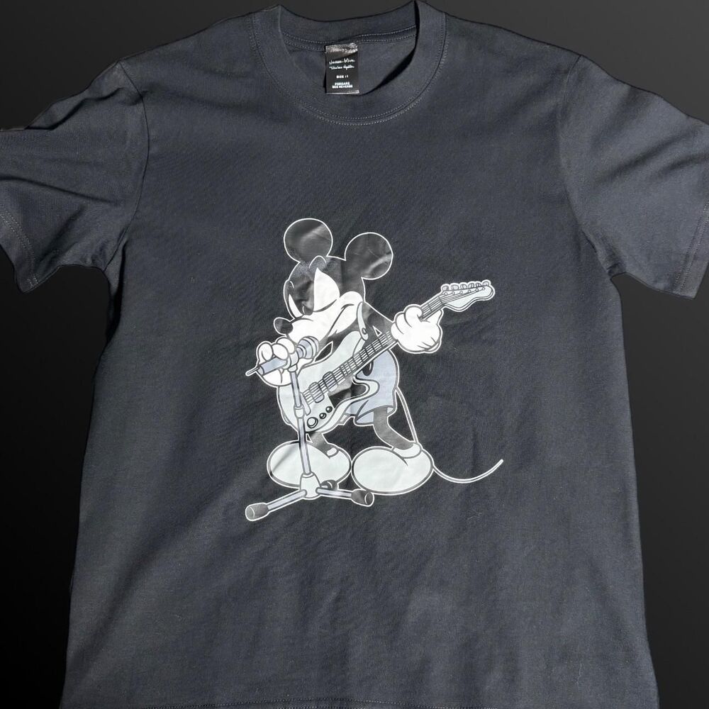 Number-n-ine Men's Black and Grey T-shirt
